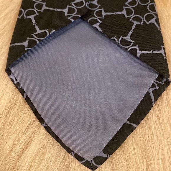 Iconic equestrian themed Hermès slim silk tie - Picture 8 of 14